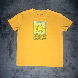 Fifth Sun “The Sun” Tarot Graphic Tee – Warm Yellow / Positivity Aesthetic